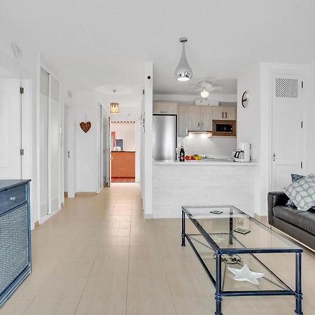 Top Floor, Sea View, Huge Terrace, Heated Pool, Garage Los Cristianos (Tenerife) Exterior foto