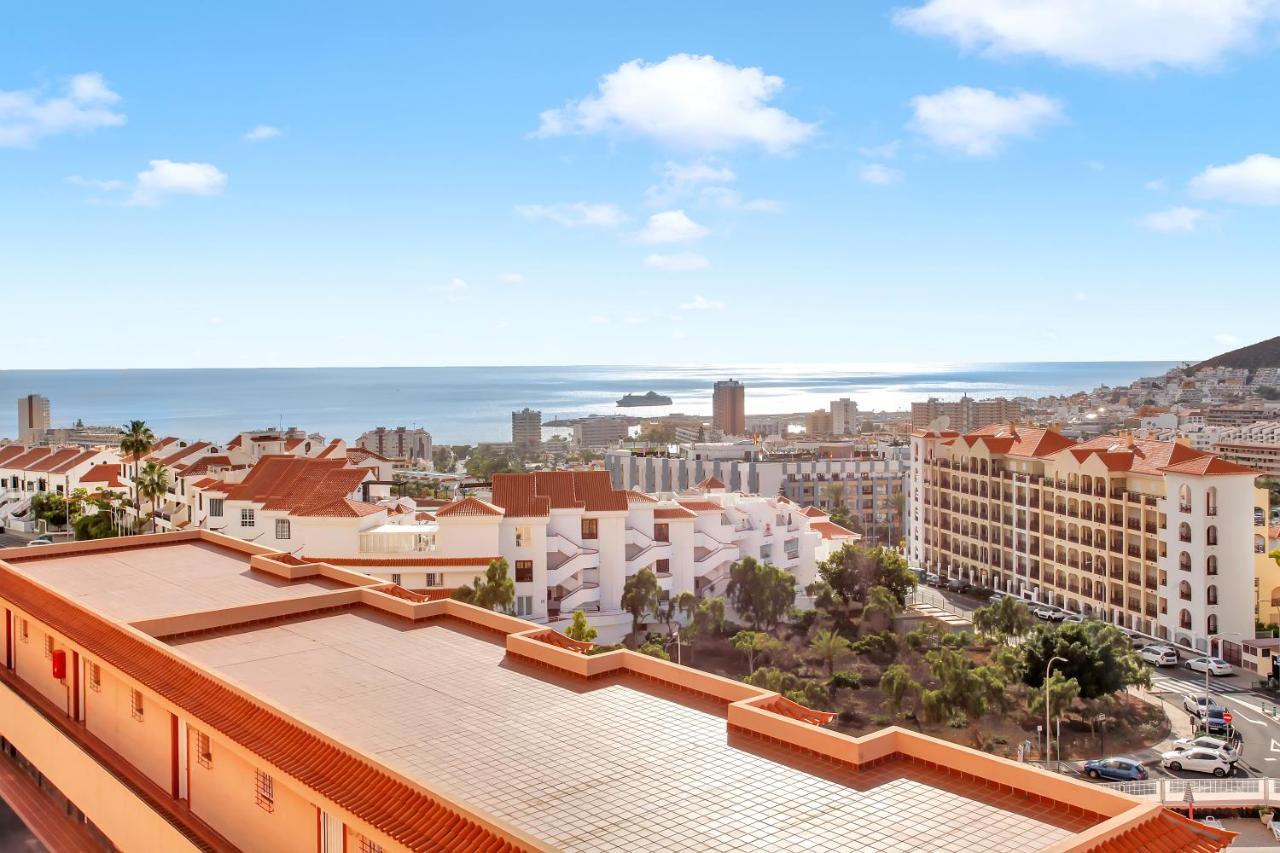 Top Floor, Sea View, Huge Terrace, Heated Pool, Garage Los Cristianos (Tenerife) Exterior foto