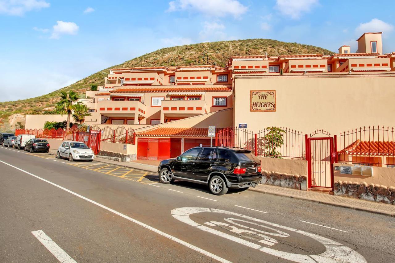 Top Floor, Sea View, Huge Terrace, Heated Pool, Garage Los Cristianos (Tenerife) Exterior foto
