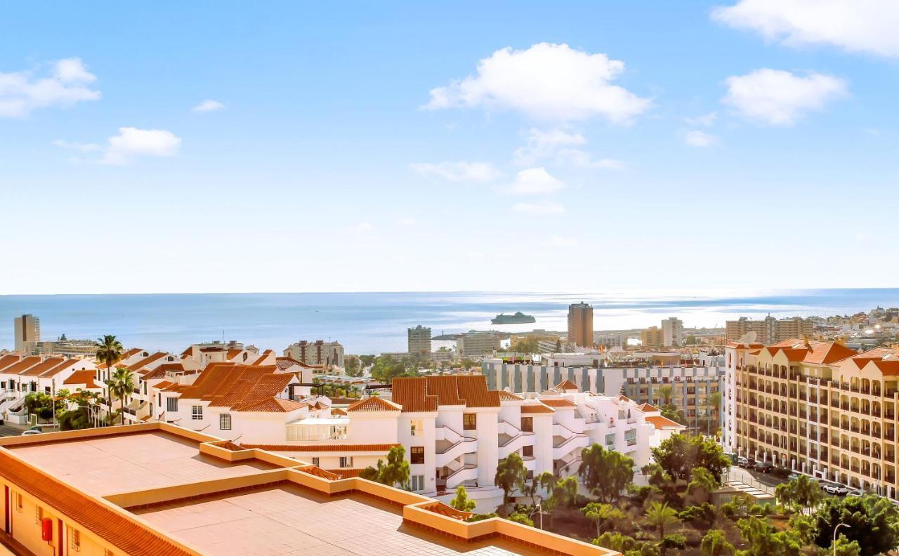 Top Floor, Sea View, Huge Terrace, Heated Pool, Garage Los Cristianos (Tenerife) Exterior foto
